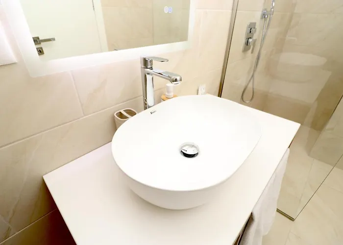 Elarad Гостевой дом Влёра